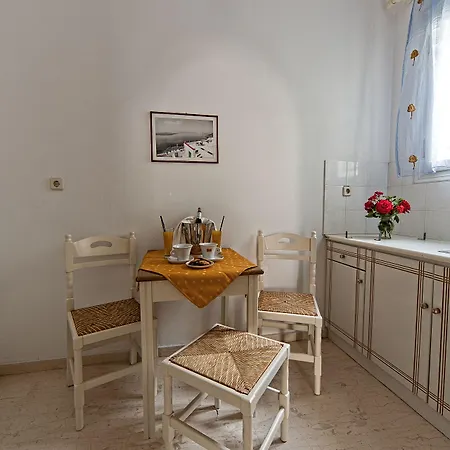 Sellada 3* Kamári