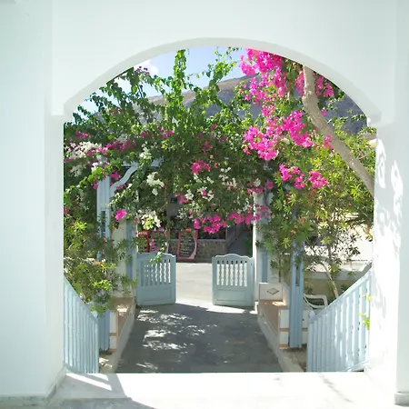 Apart-hotel Sellada Kamári