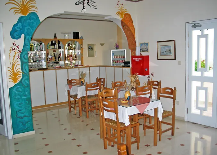 Aparthotel Sellada Kamári