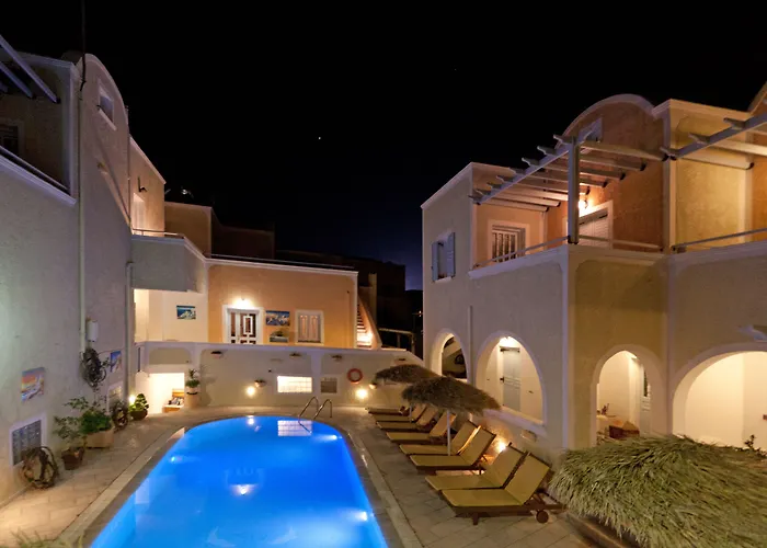 Sellada Kamari (Santorini)