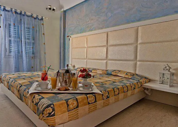 Sellada Kamari (Santorini)