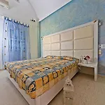 Sellada 3* Kamári