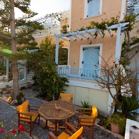 Aparthotel Sellada Kamári